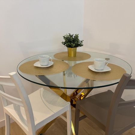 פוזנן Apartament Przy Placu Wolnosci מראה חיצוני תמונה